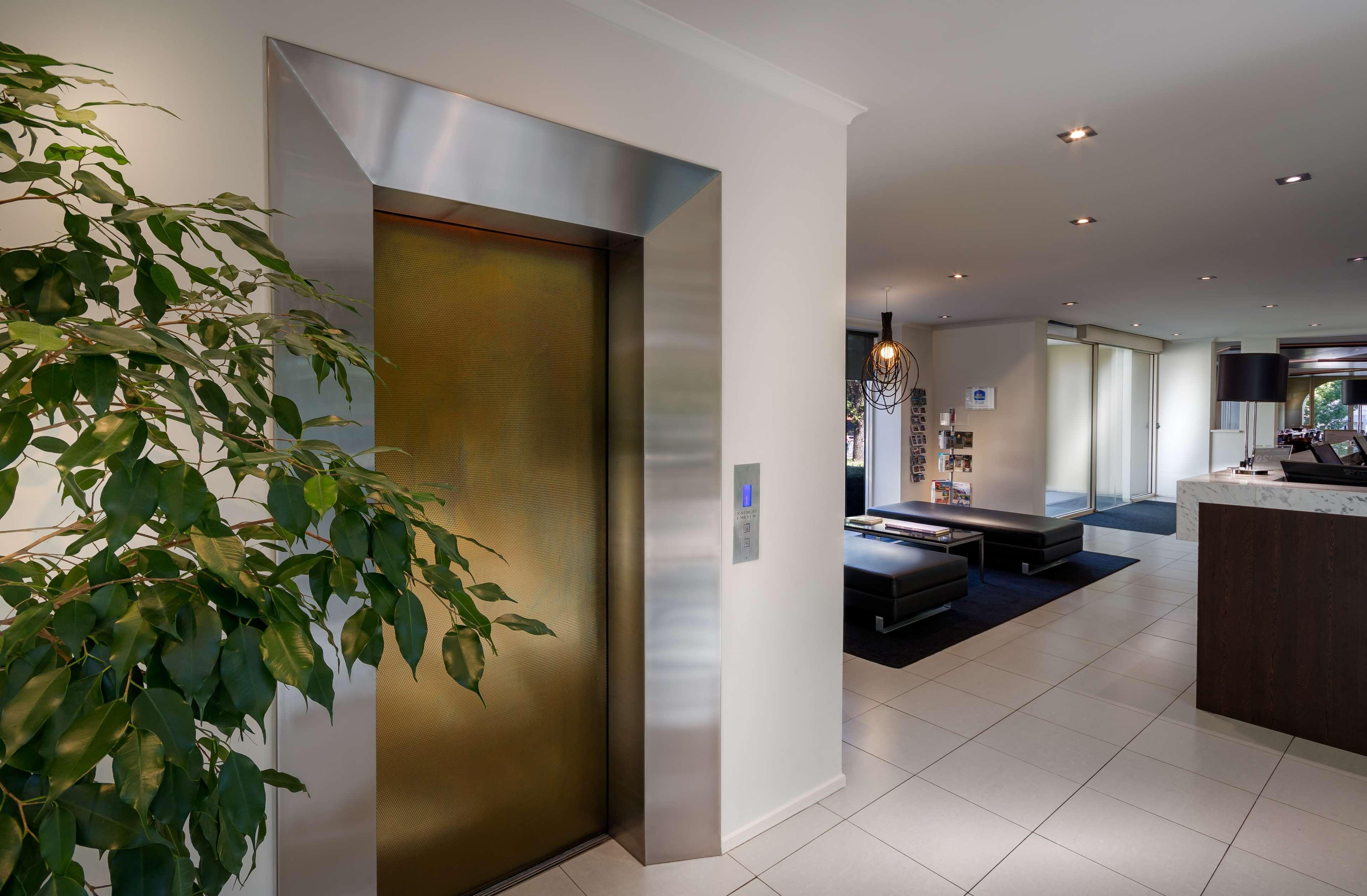 Best Western Plus Travel Inn Melbourne Bagian luar foto